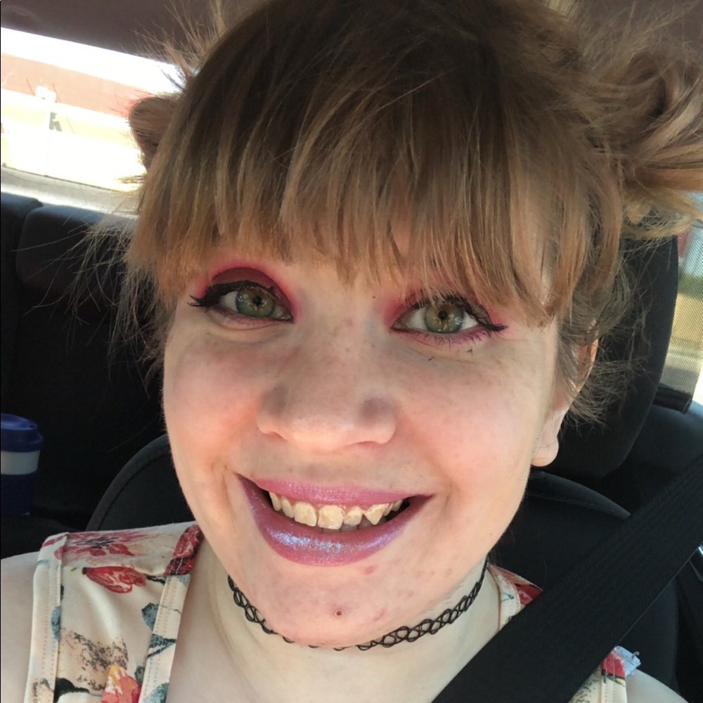 Meet your Posher, Taylor